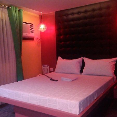 Icon Hotel Манила Стая снимка