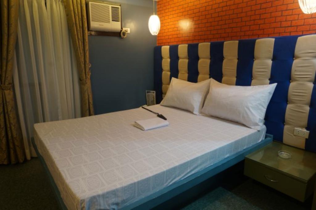 Icon Hotel Манила Стая снимка