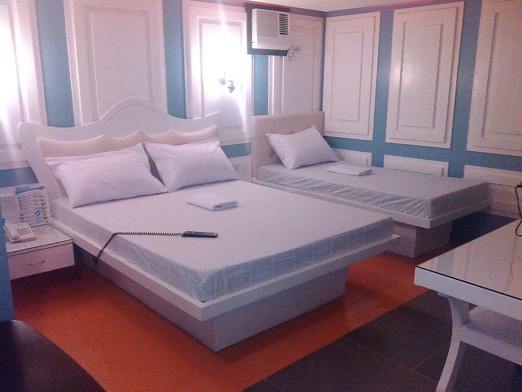 Icon Hotel Манила Стая снимка