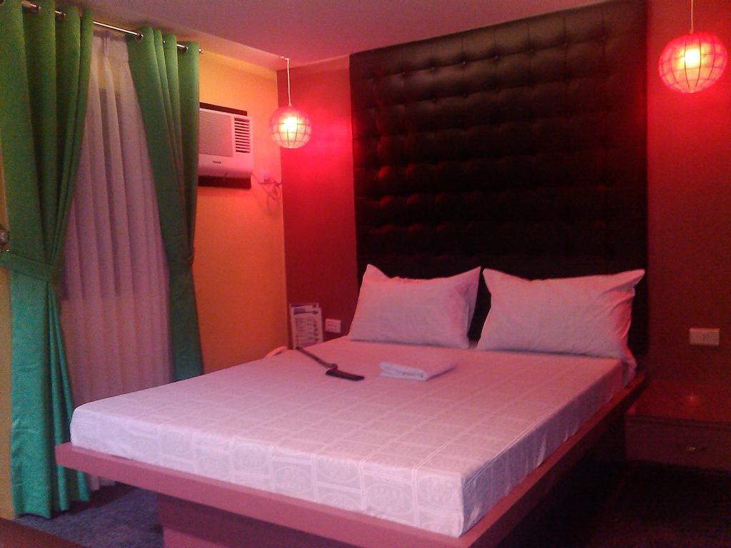 Icon Hotel Манила Стая снимка