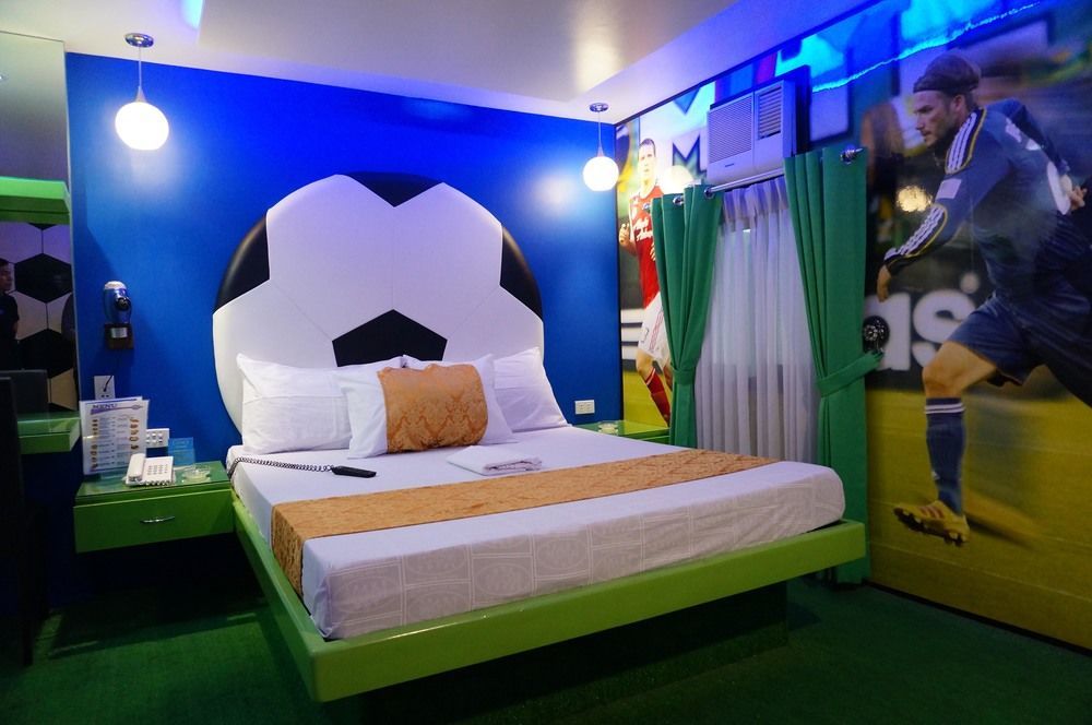 Icon Hotel Манила Екстериор снимка