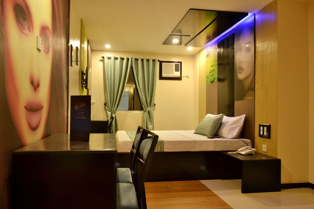Icon Hotel Манила Екстериор снимка