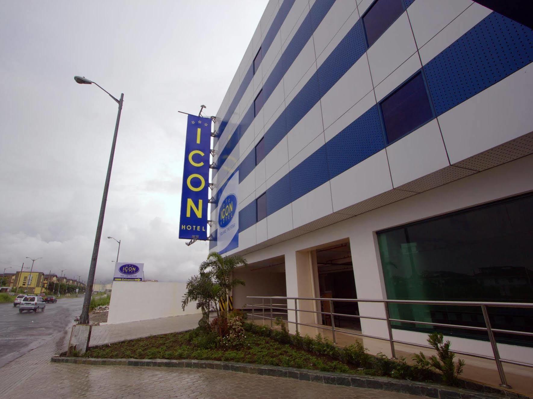 Icon Hotel Манила Екстериор снимка